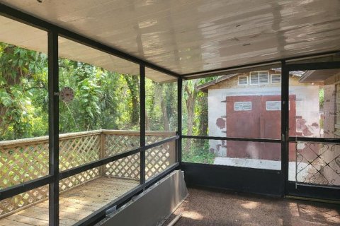 House in Auburndale, Florida 2 bedrooms, 106.28 sq.m. № 1008203 - photo 20