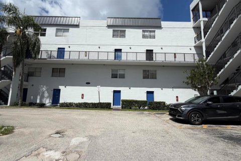 Condo à Plantation, Floride, 2 chambres  № 2147218