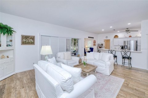 Casa en venta en Port Charlotte, Florida, 2 dormitorios, 126.72 m2 № 1832866 - foto 6