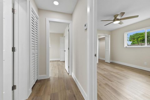 Villa ou maison à vendre à West Palm Beach, Floride: 3 chambres, 187.01 m2 № 2433031 - photo 19