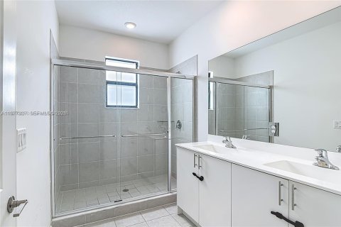 Купить таунхаус в Хомстед, Флорида 3 спальни, 159.98м2, № 2080410 - фото 13