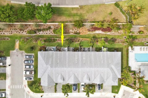 Townhouse in Stuart, Florida 3 bedrooms, 137.03 sq.m. № 2245517 - photo 30