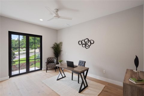 House in Orlando, Florida 5 bedrooms, 337.42 sq.m. № 1808284 - photo 27