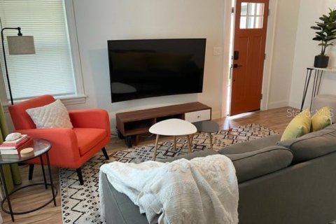 Casa en alquiler en Saint Petersburg, Florida, 2 dormitorios, 89.37 m2 № 1854518 - foto 3