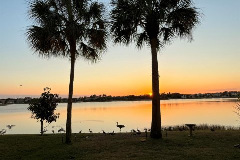 Villa ou maison à vendre à Port St. Lucie, Floride: 3 chambres, 219.81 m2 № 2342998 - photo 6