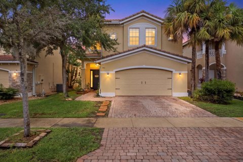 Villa ou maison à Port St. Lucie, Floride 3 chambres, 219.81 m2 № 2342998