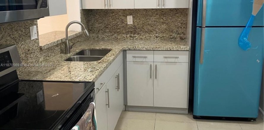 Apartamento en Miami, Florida 2 dormitorios, 89.65 m2 № 1928691