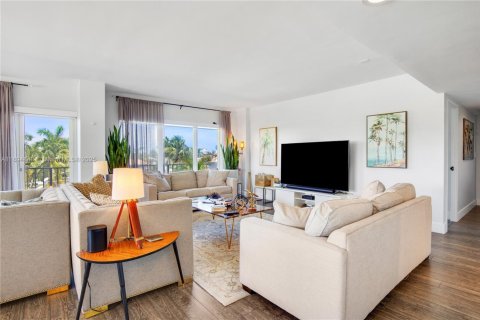 Copropriété à vendre à Fort Lauderdale, Floride: 2 chambres, 158.49 m2 № 2017033 - photo 6