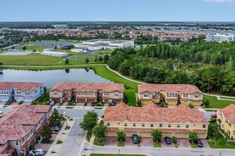 Townhouse in Orlando, Florida 2 bedrooms, 158.77 sq.m. № 1815244 - photo 30
