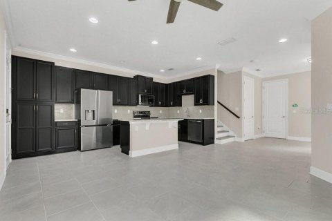 Townhouse in Orlando, Florida 2 bedrooms, 158.77 sq.m. № 1815244 - photo 3