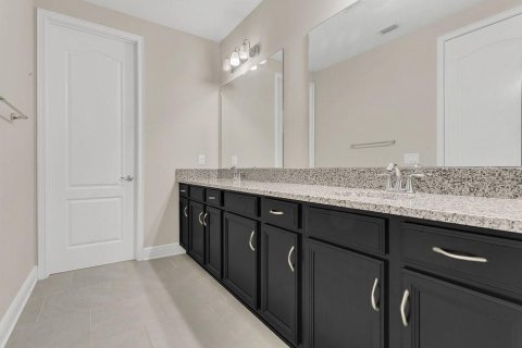 Townhouse in Orlando, Florida 2 bedrooms, 158.77 sq.m. № 1815244 - photo 11