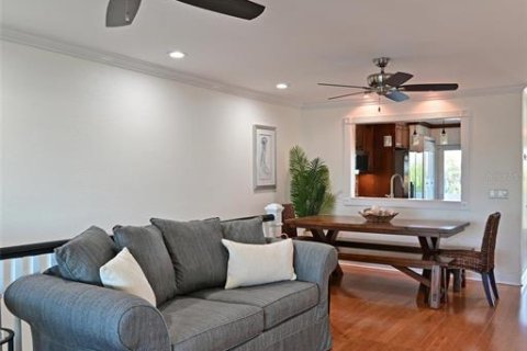 Townhouse in Bradenton, Florida 2 bedrooms, 160.54 sq.m. № 2096429 - photo 17