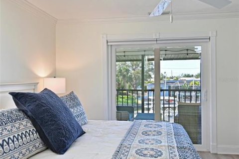 Townhouse in Bradenton, Florida 2 bedrooms, 160.54 sq.m. № 2096429 - photo 14