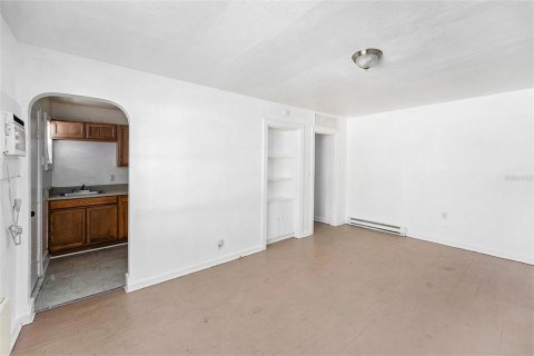Propiedad comercial en venta en Saint Petersburg, Florida, 2 dormitorios, 102.84 m2 № 1913211 - foto 19