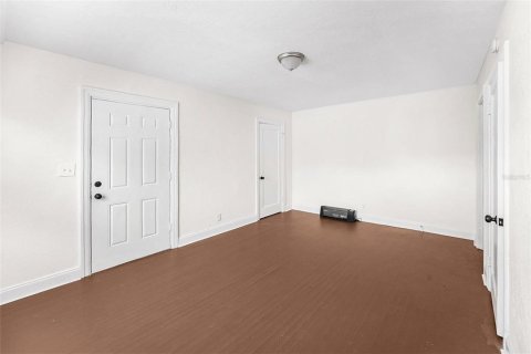Propiedad comercial en venta en Saint Petersburg, Florida, 2 dormitorios, 102.84 m2 № 1913211 - foto 9