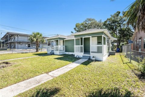 Propiedad comercial en venta en Saint Petersburg, Florida, 2 dormitorios, 102.84 m2 № 1913211 - foto 2