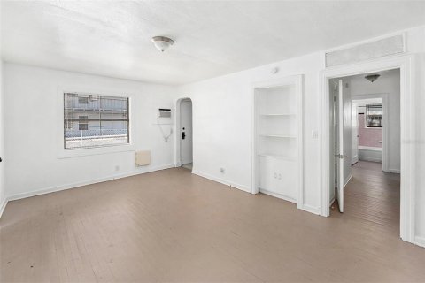 Propiedad comercial en venta en Saint Petersburg, Florida, 2 dormitorios, 102.84 m2 № 1913211 - foto 18