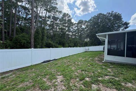 House in Deltona, Florida 4 bedrooms, 215.9 sq.m. № 1847286 - photo 27