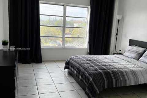 Condominio en alquiler en Lauderhill, Florida, 1 dormitorio, 67.73 m2 № 1895367 - foto 19