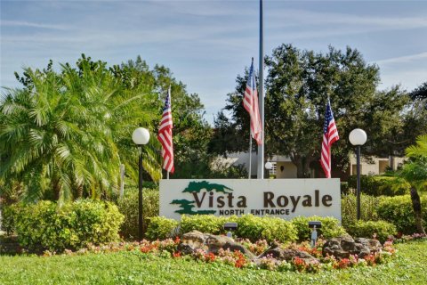 Condo in Vero Beach, Florida, 2 bedrooms  № 1227742 - photo 1