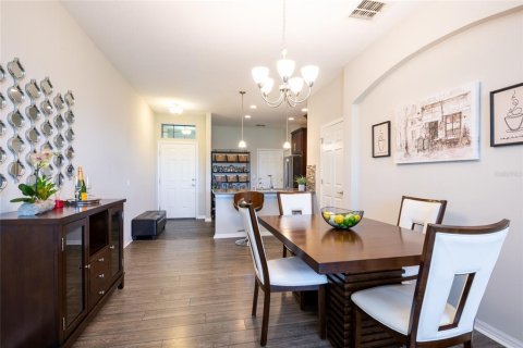 Touwnhouse à louer à Tampa, Floride: 2 chambres, 151.62 m2 № 2385691 - photo 8