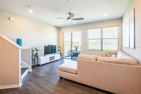 Touwnhouse à louer à Tampa, Floride: 2 chambres, 151.62 m2 № 2385691 - photo 4