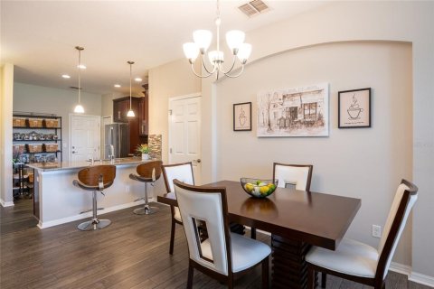 Touwnhouse à louer à Tampa, Floride: 2 chambres, 151.62 m2 № 2385691 - photo 9