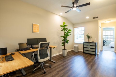 Touwnhouse à louer à Tampa, Floride: 2 chambres, 151.62 m2 № 2385691 - photo 26