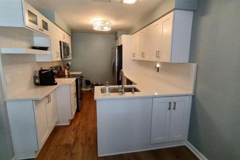 Casa en alquiler en Largo, Florida, 3 dormitorios, 135.82 m2 № 1914715 - foto 6