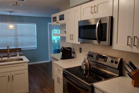 Casa en alquiler en Largo, Florida, 3 dormitorios, 135.82 m2 № 1914715 - foto 9