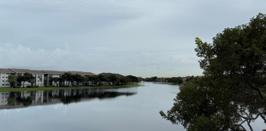 Condo à Pembroke Pines, Floride, 1 chambre  № 2362096