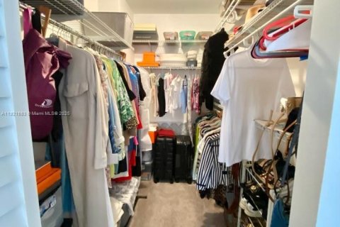 Condominio en venta en Hallandale Beach, Florida, 1 dormitorio, 85.01 m2 № 1975379 - foto 14