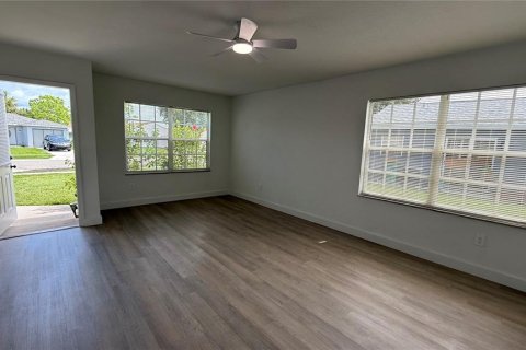 Casa en alquiler en Port Charlotte, Florida, 2 dormitorios, 84.73 m2 № 1901718 - foto 3