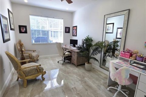House in Tampa, Florida 4 bedrooms, 287.25 sq.m. № 1882890 - photo 20