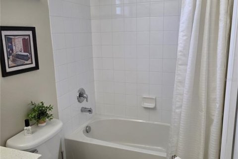 House in Tampa, Florida 4 bedrooms, 287.25 sq.m. № 1882890 - photo 22