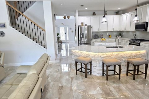 House in Tampa, Florida 4 bedrooms, 287.25 sq.m. № 1882890 - photo 10