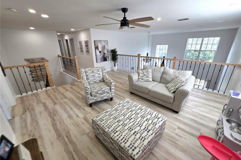 House in Tampa, Florida 4 bedrooms, 287.25 sq.m. № 1882890 - photo 26