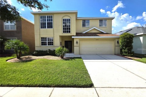 House in Tampa, Florida 4 bedrooms, 287.25 sq.m. № 1882890 - photo 1