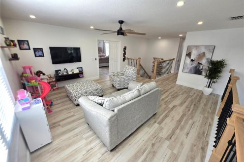 House in Tampa, Florida 4 bedrooms, 287.25 sq.m. № 1882890 - photo 28