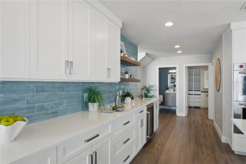 Villa ou maison à vendre à Tarpon Springs, Floride: 4 chambres, 507.25 m2 № 2126858 - photo 17