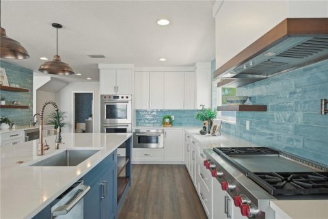 Villa ou maison à vendre à Tarpon Springs, Floride: 4 chambres, 507.25 m2 № 2126858 - photo 16