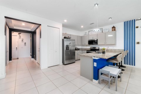Adosado en venta en Riviera Beach, Florida, 4 dormitorios, 172.89 m2 № 2146711 - foto 7