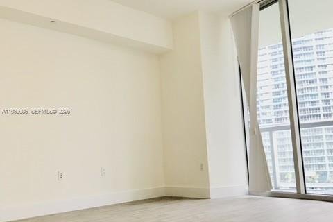 Condominio en alquiler en Miami, Florida, 1 dormitorio, 74.14 m2 № 1997303 - foto 5