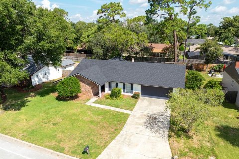 House in Longwood, Florida 3 bedrooms, 178.74 sq.m. № 1871137 - photo 29
