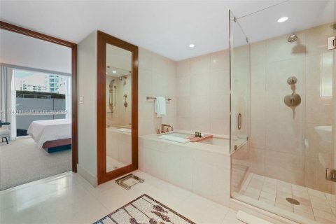 Copropriété à vendre à Miami Beach, Floride: 1 chambre, 71.72 m2 № 1862931 - photo 22