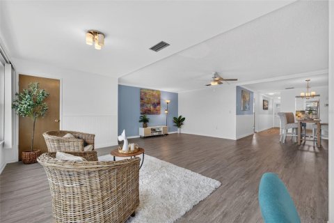 Copropriété à vendre à Gulfport, Floride: 1 chambre, 98.48 m2 № 2369096 - photo 29