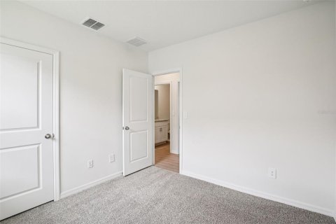 Casa en venta en Zephyrhills, Florida, 4 dormitorios, 149.29 m2 № 1758342 - foto 30