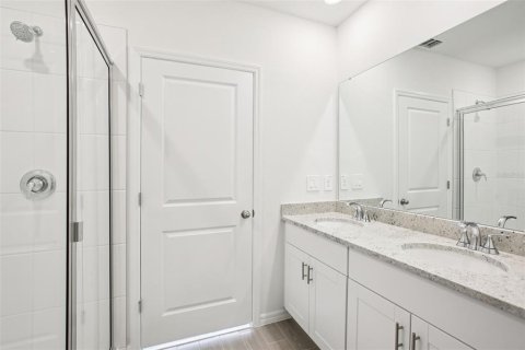 Casa en venta en Zephyrhills, Florida, 4 dormitorios, 149.29 m2 № 1758342 - foto 8