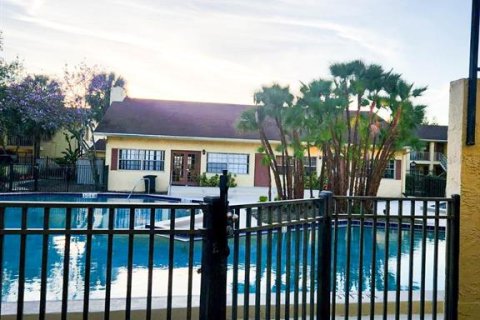 Condominio en venta en Tampa, Florida, 2 dormitorios, 105.72 m2 № 2105760 - foto 8
