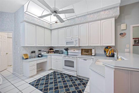 Villa ou maison à vendre à Hudson, Floride: 4 chambres, 234.76 m2 № 1912280 - photo 15